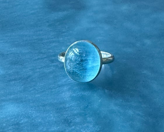 Aquamarine Gemstone Ring (Size 7.75)