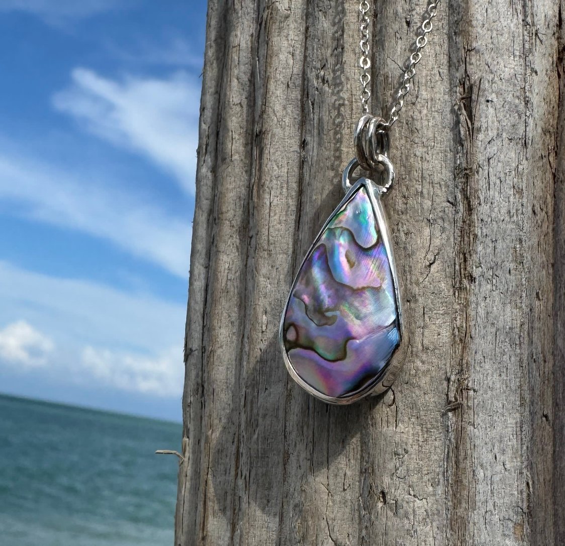 Abalone shell medium pendant – sterling silver, vibrant purple blue green colors, 18-inch chain