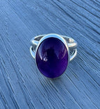 Amethyst gemstone ring – fine and sterling silver, size 9, February birthstone, elegant design