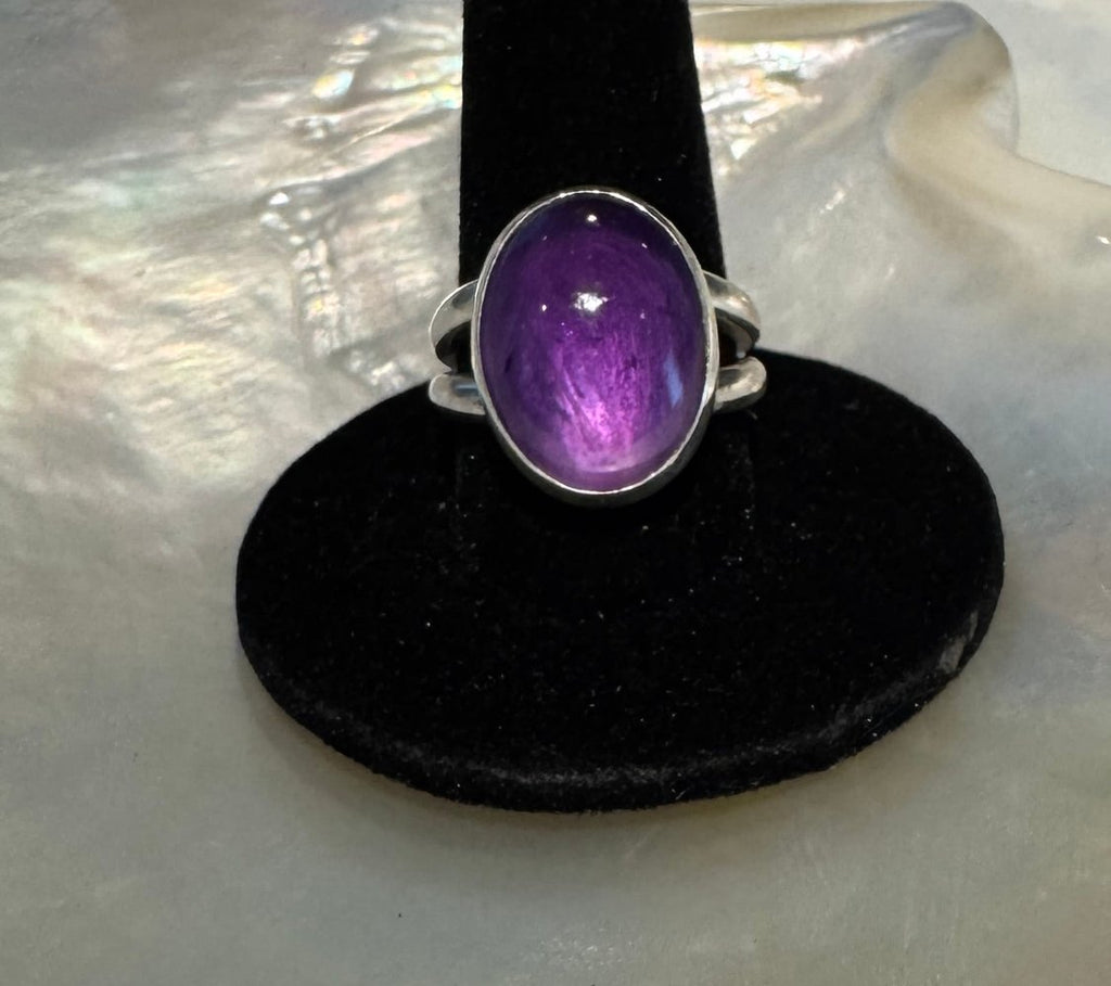 Amethyst gemstone ring – fine and sterling silver, size 9, February birthstone, elegant design