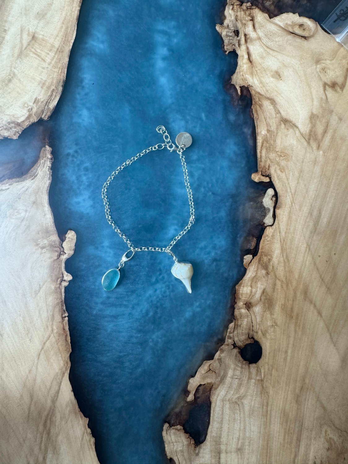 Aquamarine blue sea glass & white mini Whelk shell anklet – sterling silver