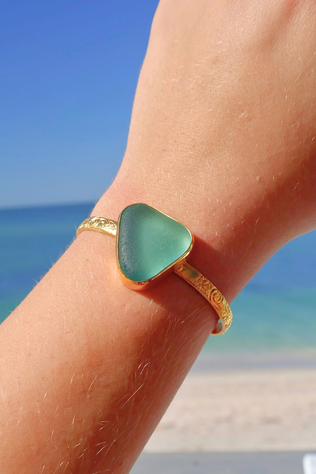 Blue-green sea glass decorative cuff bracelet – gold vermeil, handcrafted ocean-inspired jewelry