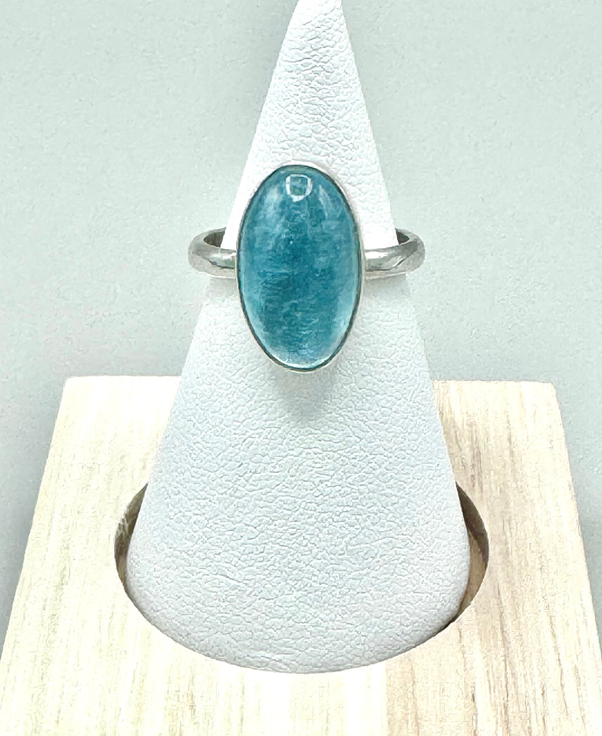 Aquamarine Gemstone Ring (Size 6.5)