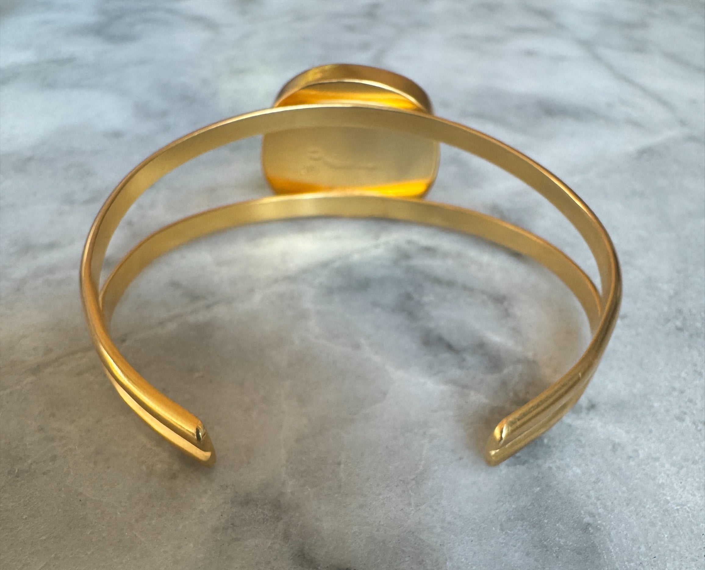 Purple Neodymium sea glass bracelet – gold vermeil, rare Italian ocean-tumbled jewelry