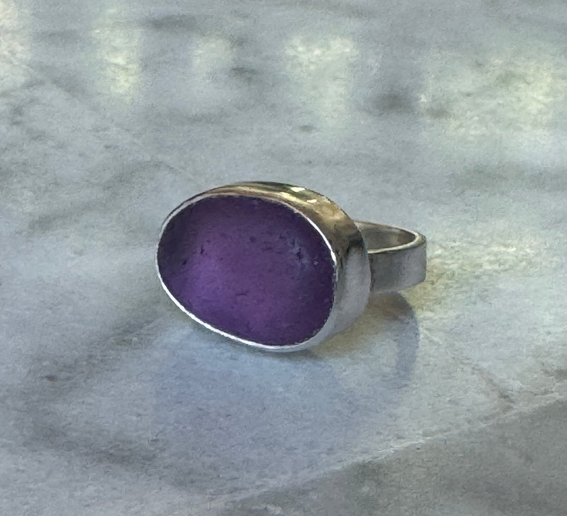 Rare deep purple sea glass ring – size 6.5 Argentium silver artisan coastal jewelry